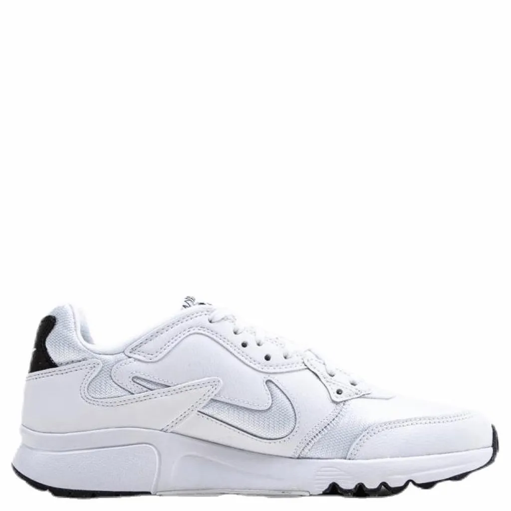 Atsuma White/Black*Nike