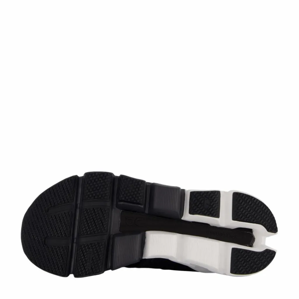 Cloudflyer 4 Black/white*On Clearance