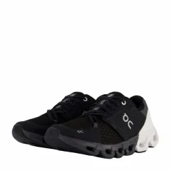 Cloudflyer 4 Black/white*On Clearance