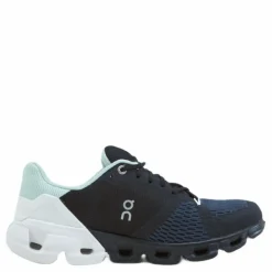 On Cloudflyer Womens Black/white Outlet