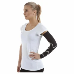 2XU Comp Arm Guard Black/Silver Svart och Silver