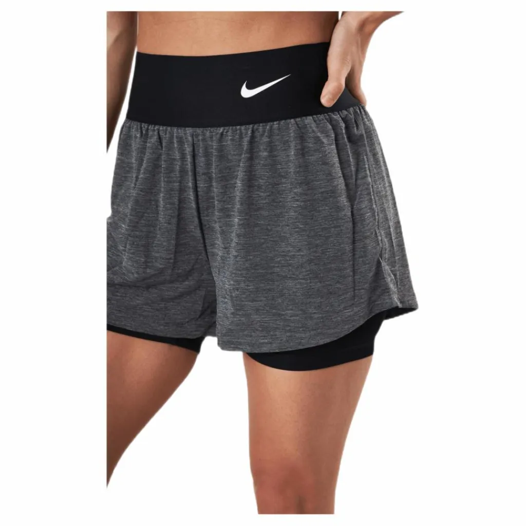 Court Advantage Short White/Black*Nike Best