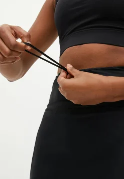Court Jersey Skort Black*Röhnisch