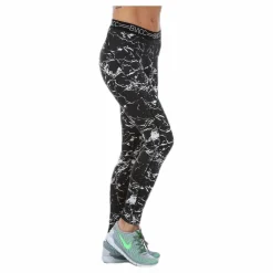BLACC Electric White/Black Vit och Svart Hot