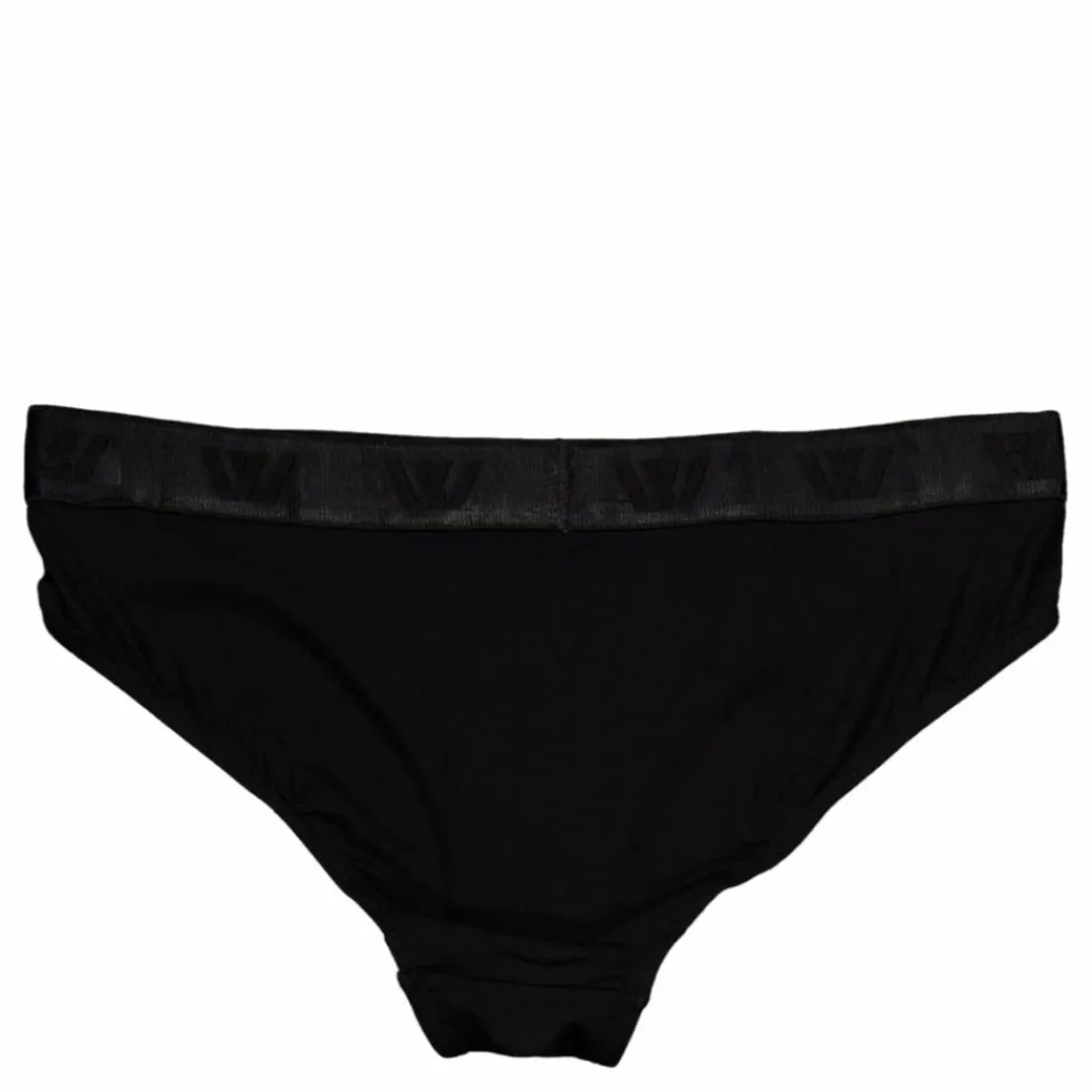 Ess' Cheeky Black*VXV Label Clearance