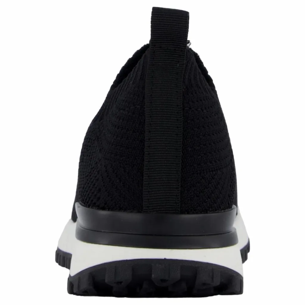 Loui Jr Black*Exani Best