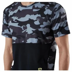 Calvin Klein Perfect Workout SS Tee  Patterned/Black Mönstrad och Svart Sale