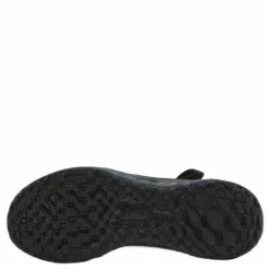 Revolution 6 FlyEase Little Kids' Shoe BLACK/BLACK-DK SMOKE GREY*Nike Clearance