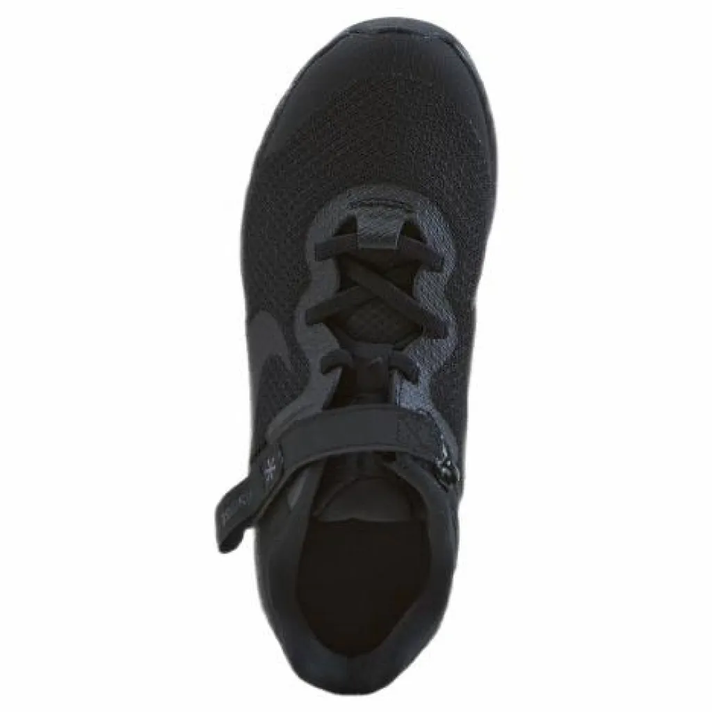 Revolution 6 FlyEase Little Kids' Shoe BLACK/BLACK-DK SMOKE GREY*Nike Clearance