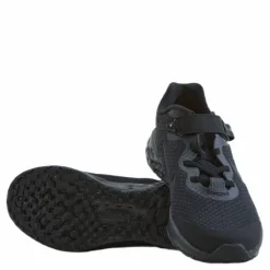 Revolution 6 FlyEase Little Kids' Shoe BLACK/BLACK-DK SMOKE GREY*Nike Clearance