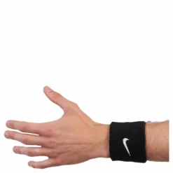 Swoosh Wristband White/Black*Nike EQ Outlet